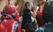 Community Health Volunteer (CHV) Basma Raweh supported by Concern conducts health and nutrition awareness sessions with the households living in a displacement camp in Tuban District, Lahj Governorate, Yemen. Photo: Concern Worldwide
