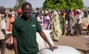 A Concern-led emergency distribution during the South Sudanese Civil War. Photo: Kieran McConville/Concern Worldwide