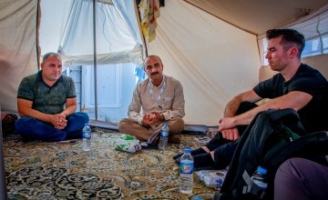 Michael Darragh Macauley meets Syrian refugees in Lebanon