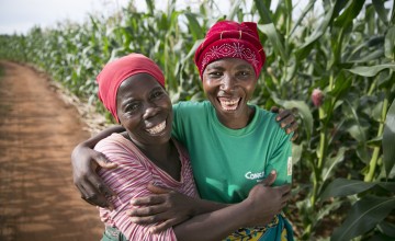 Esime Jenaia in Chituke village, Malawi, with neighbour Esnart Kasimu.