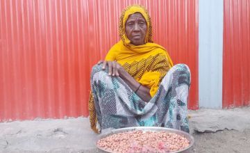 Monthly cash installments have helped Faadumo to start her own business. 
