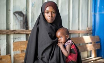 Woman in Somalia with her 2 year old daughter