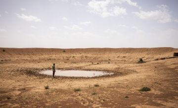 Dam dried from drought in Somalia