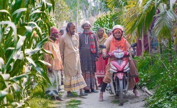 Musammat Chameli Begum (31), GUK field officer. GUK is Concerns partner in this area. They help implement the Zurich programme. Photo: Gavin Douglas/ Concern Worldwide