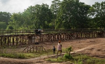 The permanent bridge under construction in Mikameni village in Kenya’s Tana River County. The photo was taken in dry season, when the people can still cross the dry river bed. Photo: Lisa Murray/Concern Worldwide