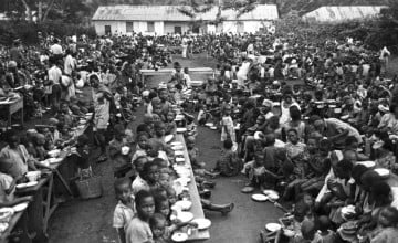 A feeding center north of Owerri in Biafra