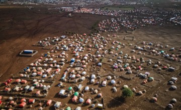 Aerial views of IDP settlements in the Wadajir and Hanano zones on the outskirts of Baidoa. Photo: Ed Ram/Concern Worldwide