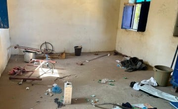 A clinic supported by Concern and UNICEF in Ardamata, Sudan (30 mins from west Darfur). The neighborhood was the scene of intensive fighting in early November of 2023, a week before this photo was taken; the violence extended to civilians and infrastructure such as this healthcare centre.