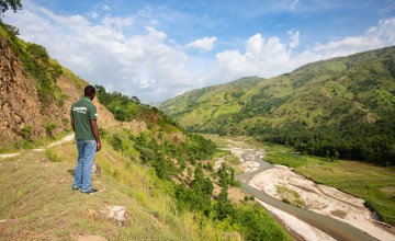 On the road to Savanette. Photo/Kieran McConville/Concern Worldwide