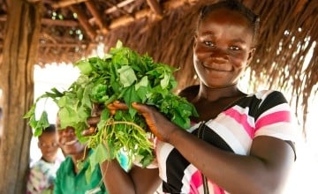 Mothers Group member Martina Myers at a food and nutrition diversification session in Gborgar, Grand bassa, Liberia, supported by Concern under the Irish Aid funded LIFE programme. (Photo: Kieran McConville/Concern Worldwide)