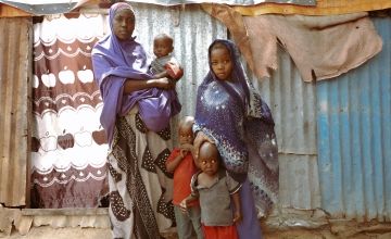 Amburo (28) is a mother of four children from Baidoa, now living in a displacement camp in Daynile District, Mogadishu, Somalia. Photo: Adnan Mohamed/Concern Worldwide