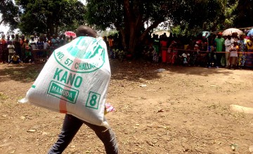 Due to an extended rainy season in CAR and prolonged rainfall and heavy rains, 1,360 households. Including 560 in the town of Mobaye and 800 in Kouango were affected by flooding, with the destruction and flooding of home and harvested fields crops destroyed. Photo: Concern Worldwide