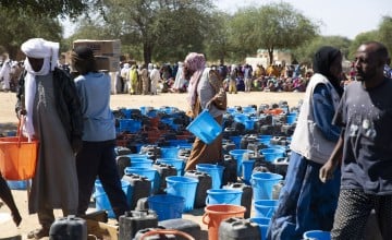 A distribution of hygiene kits at Ban Jadid camp, West Darfur. This area has been badly affected by the conflict. (Photo: Kieran McConville/Concern Worldwide)