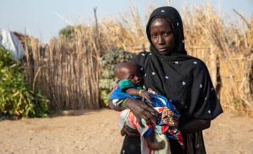 Fanta Kewbi (25) with her daughter Yakoura Ngay (8 months) at the Concern health post in Baga Sola, Western Chad. (Photo: Eugene Ikua/Concern Worldwide)
