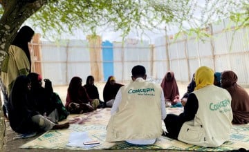 A Concern rapid assessment team meet in Daynile district, Somalia. Photo: Fadumo Roble/Concern Worldwide