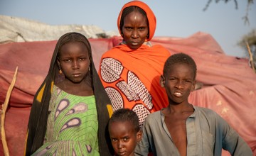Lana with three of her eight children. From Left: Umi (9), Abdul (5) and Mohammed (7) at their shelter in Lac Province in Western Chad. Photo: Eugene Ikua/Concern Worldwide