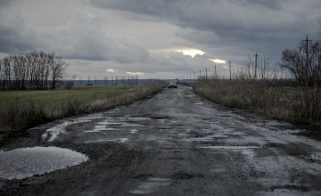 The village of Hontarivka, Kharkiv oblast—another area close to the frontline. Due to poor road conditions, many service providers won't travel to villages like Hontarivka. Photo: Simona Supino/Concern Worldwide