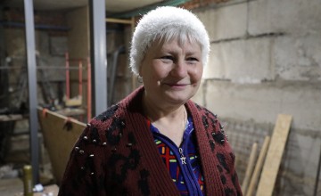 Tetiana in basement bunker in Izium