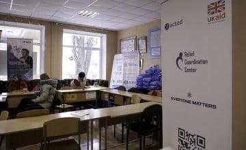 Individuals who have been internally displaced from the Kharkiv and Donetsk Oblasts are brought here to the Kharkiv Transit Centre, where they are given critical support (food kits, hygiene kits, psychological or legal aid), and can stay temporarily for up to three days, before being evacuated to central or western Ukraine. Photo: Jon Hozier-Byrne/Concern Worldwide