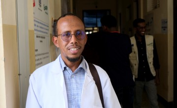 “My favourite part of the job is seeing struggling mothers and their children get the help they need,” says Siinka Dheer supervisor Muqtar Deerow Luqman. “Watching their progress and seeing them regain their health is the most rewarding experience for me.” Photo: Hugh Golden/Concern Worldwide