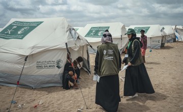 Concern staff conducting a rapid assessment with newly displaced people arriving at a displacement camp in Lahj Governorate, Yemen, following the recent escalation in conflict.