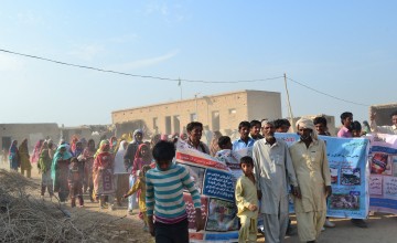 Community-Based Disaster Risk Management awareness walk in the village of Dad Pur Nawra UC Saathi, Jaffarabad. Photo: Hina Brohi/Concern Worldwide.