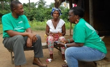 Theresa Maurice Ojong – M&amp;E Officer, Child Survival Programme &amp; Albert Yanguba - Operations Research Advisor, interviewing Aminata Mansaray – beneficiary in Baoma Village, Waterloo, Western Area, Sierra Leone for live data collection. Photo: Ciarán Walsh / Concern Worldwide. 