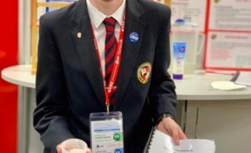 Seán hopes his project will reduce microplastic pollution. Photo: Jason Kennedy/Concern Worldwide