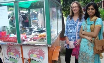 Mojar Khabar street food stall supported by Concern in Dhaka, Bangladesh. Photo credit: Concern Worldwide.