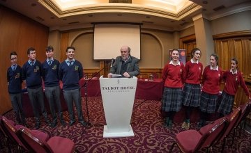 2017 Debates finalists St. Mary’s CBS Carlow and Sacred Heart Secondary School, Clonakilty at the unveiling of the motion for the final. Photo: Concern Worldwide. 