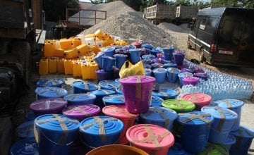 Hygiene kits ready for distribution following the 2017 mudslides in Freetown, Sierra Leone. Photo: Kristin Myers / Concern Worldwide.