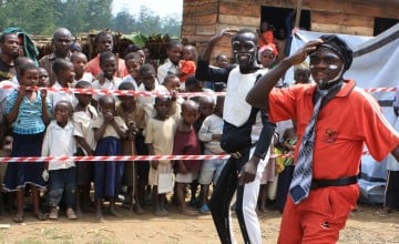 A performance in Mahanga village, Democratic Republic of Congo. Photo taken by Charlie Walker/Concern Worldwide.