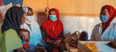 Consultation room at the Integrated Health Centre (CSI) Koufan, Tahoua, Niger. Photo: Ollivier Girard/Concern Worldwide.