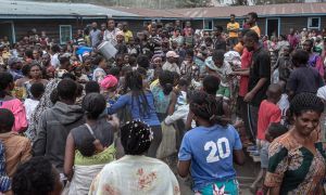 Crowd of refugees in DRC looking for shelter after volcano