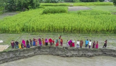 Riverbank erosion in Vati Kapasia, Bangladesh. Photo: Saikat Mojumder/Concern Worldwide