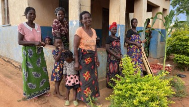 A Village Savings and Loans Association in Mvunguti Area 25, Malawi. Photo: Jane Allen/Concern Worldwide