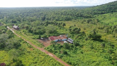 Aerial views of Bauya Health Centre in a very rural part in Sierra Leone. Photo: Gavin Douglas/Concern Worldwide.
