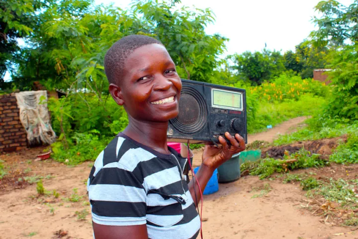 Grace, 26, with her radio at her home in Mlolo, Malawi. Photo: Jason Kennedy / Concern Worldwide Grace, 26, with her radio at her home in Mlolo, Malawi. Photo: Jason Kennedy / Concern Worldwide