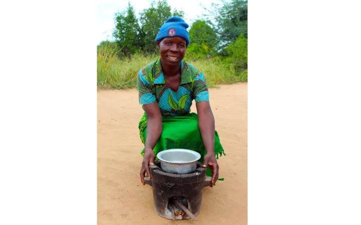 Jennifer, 48, has been able to cook more efficiently and hygienically for her five children in Malawi. Photo: Jason Kennedy / Concern Worldwide Jennifer, 48, has been able to cook more efficiently and hygienically for her five children in Malawi. Photo: Jason Kennedy / Concern Worldwide