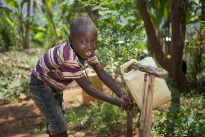 Six-year-old Kevin is now able to wash his hands and keep himself safe from illness. Photo: Abbie Trayler-Smith / Concern Worldwide Six-year-old Kevin is now able to wash his hands and keep himself safe from illness. Photo: Abbie Trayler-Smith / Concern Worldwide