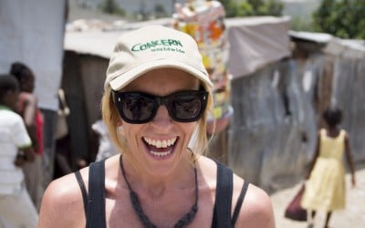 Toni Collette, Concern Worldwide's global ambassador, during a visit to a temporary displacement camp in Cité Cabrit, Port au Prince, Haiti. Concern Worldwide is helping familes to find new homes and new income generating activities. Photo: Concern Worldwide.