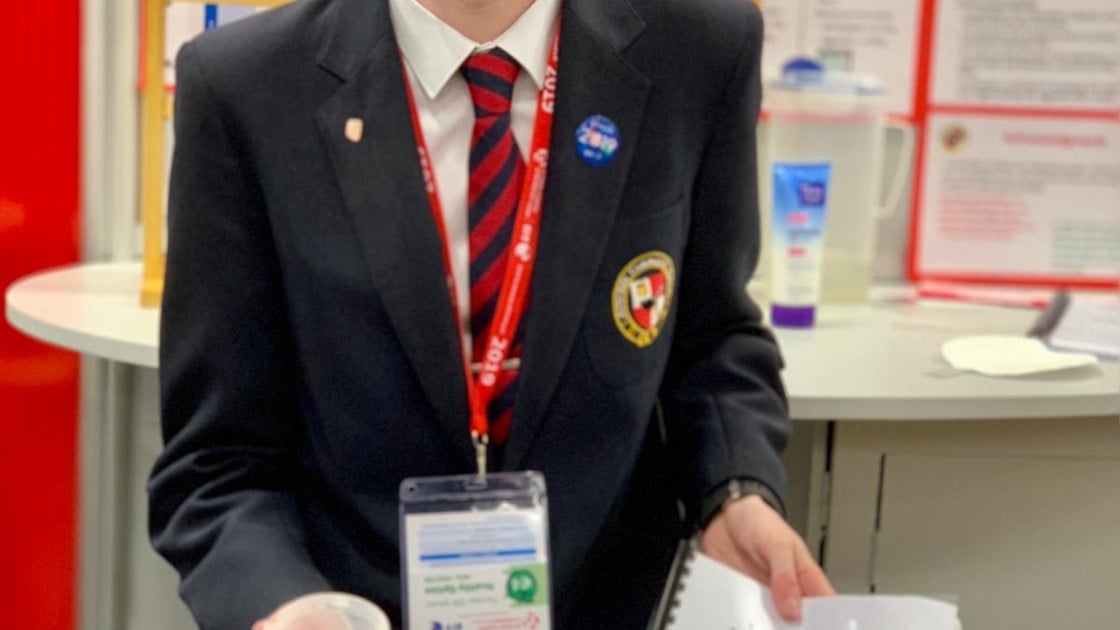 Seán hopes his project will reduce microplastic pollution. Photo: Jason Kennedy/Concern Worldwide