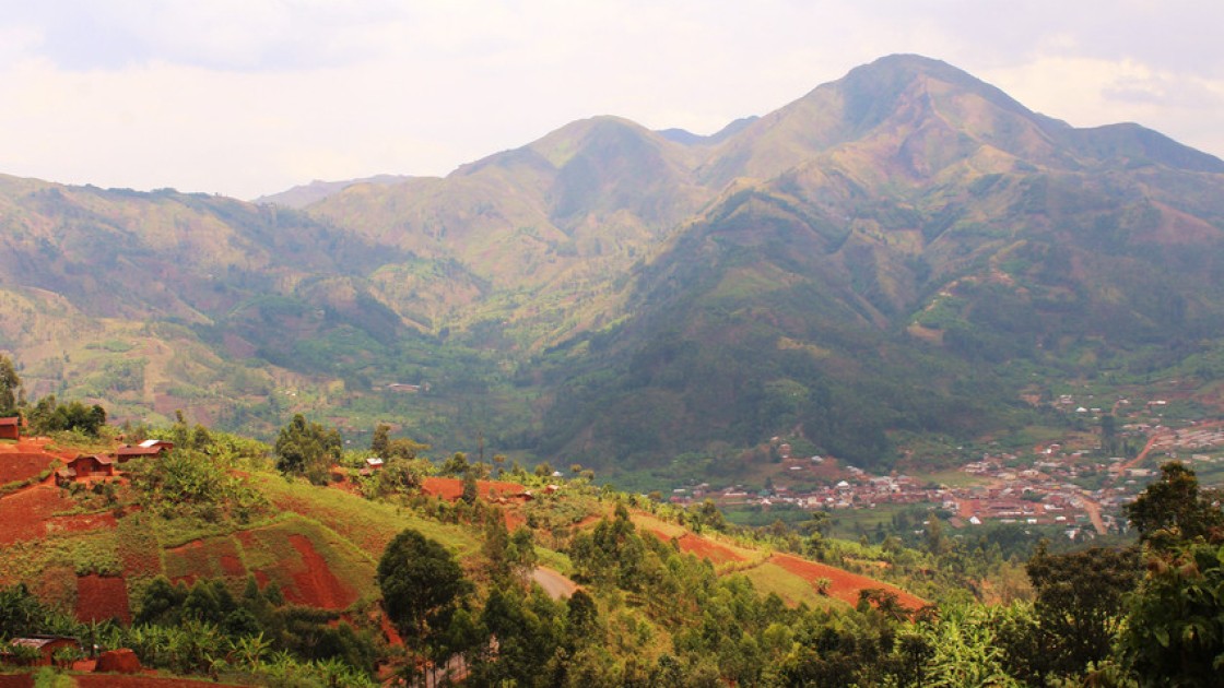 Bank of Ireland staff supporting primary schools in Burundi | Concern ...