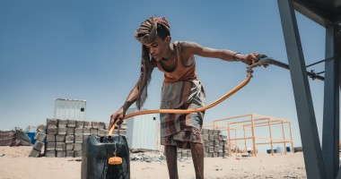 Concern repaired the water network and restored access to safe water for the internally displaced people affected by the sandstorm in Tuban district. Photo: Ammar Khalaf/Concern Worldwide
