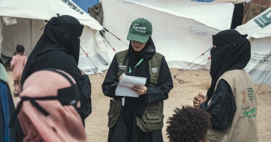 Yemen team in IDP camp