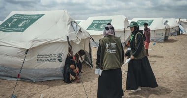 Concern staff conducting a rapid assessment with newly displaced people arriving at a displacement camp in Lahj Governorate, Yemen, following the recent escalation in conflict.