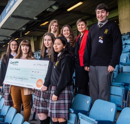 Holy Family Community school with Schools fundraising officer Noeleen Doyle. The school raised over €8000 for the Concern Fast in 2018. Photo: Ruth Medjber/ Concern Worldwide.