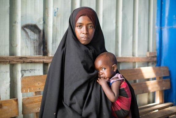 Woman in Somalia with her 2 year old daughter