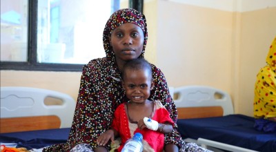 Mulki, who is just 18 months old, was being treated at Mogadishu’s Banadir Hospital for malnutrition, after being brought there by her mother Cawo.
