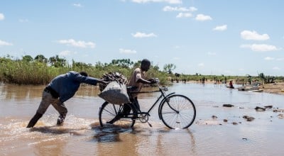 Emergency supplies delivered in Mozambique after Cyclone Idai